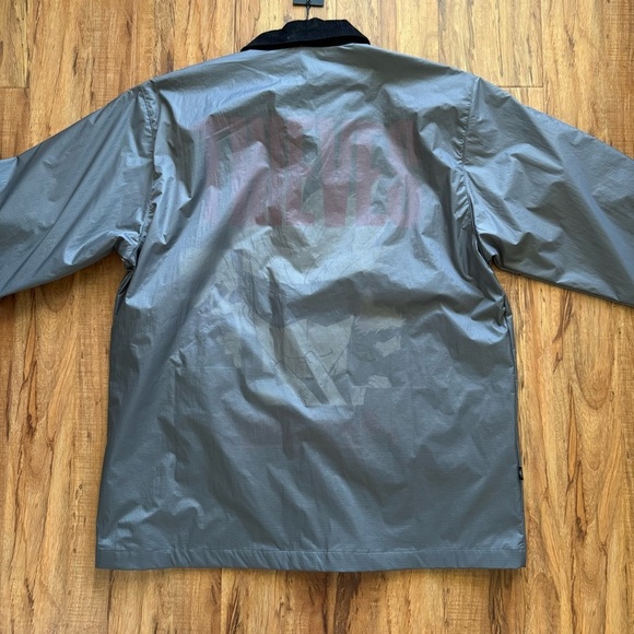 NWT 100 Thieves x Jujutsu Kaisen Gray Black Jacket size XXL Unisex - Picture 12 of 12